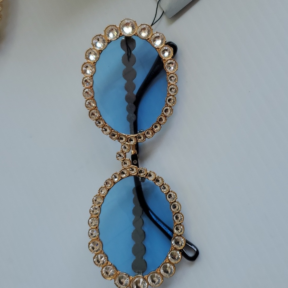 Bling out sunglasses - Picture 5 of 5